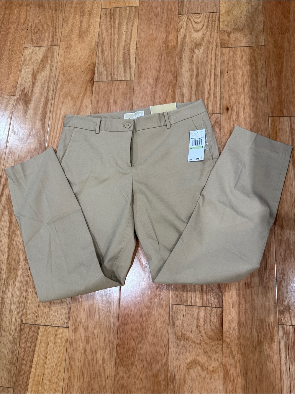 Michael Kors women’s size 8 NWT Khaki Chinos in Core of Kors ankle mid rise slim
